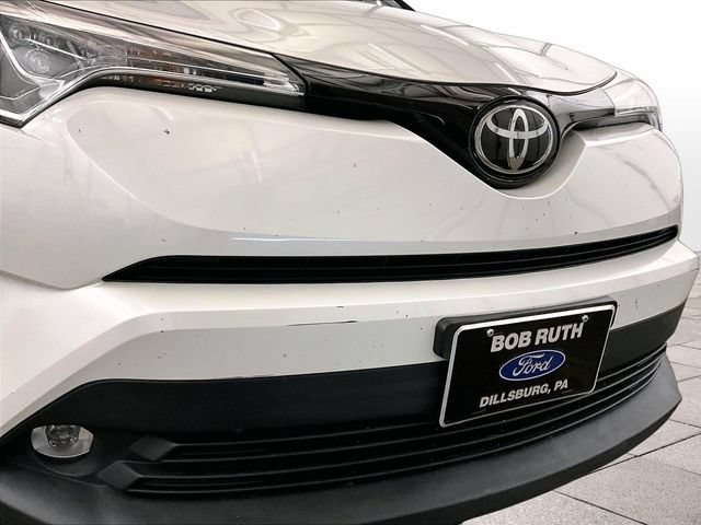 Used 2019 Toyota C-HR FWD image 29