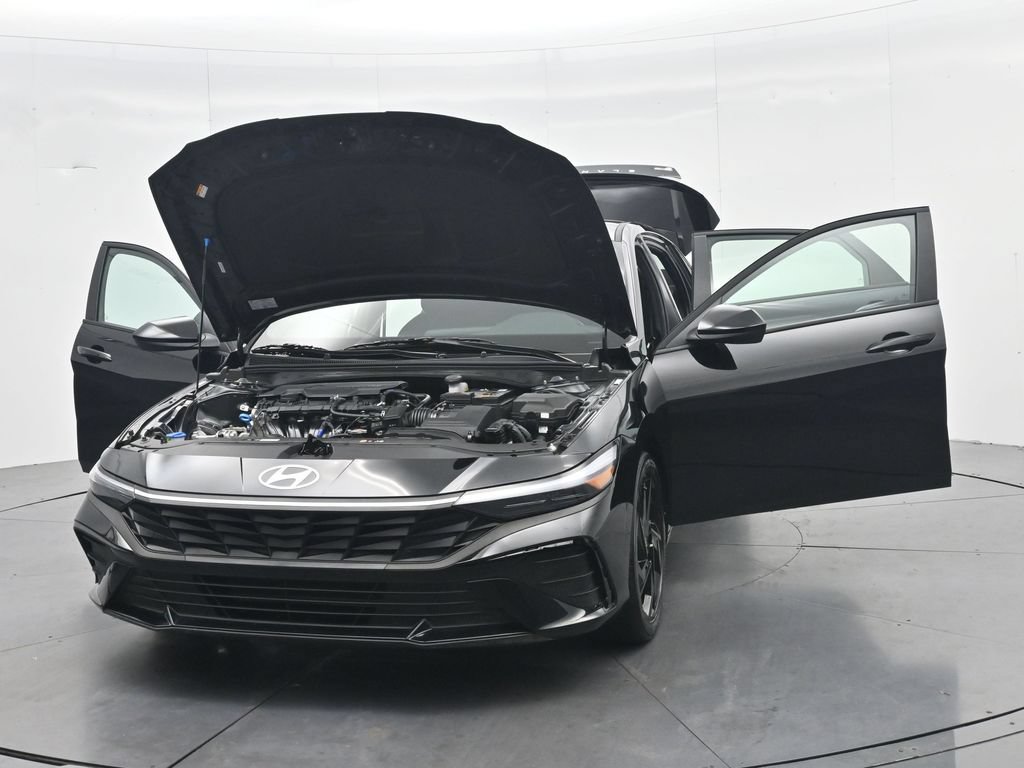 Used 2026 Hyundai Elantra Sport w/ Cargo Package FWD image 42