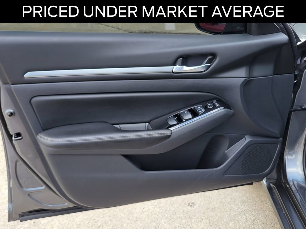 Used 2023 Nissan Altima 2.5 SV FWD image 18