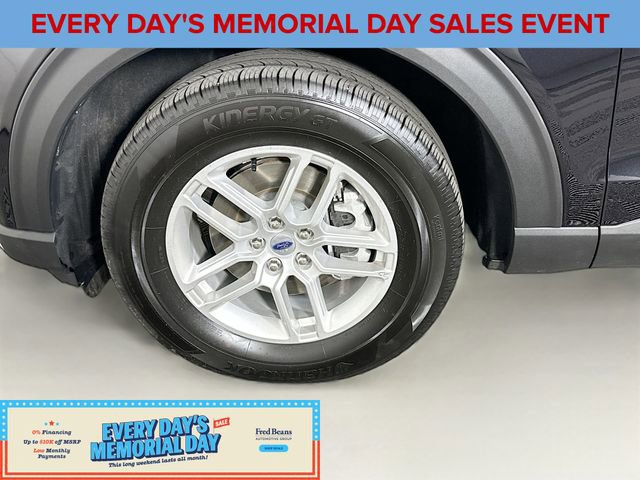 Certified 2025 Ford Explorer Active AWD/4WD image 32