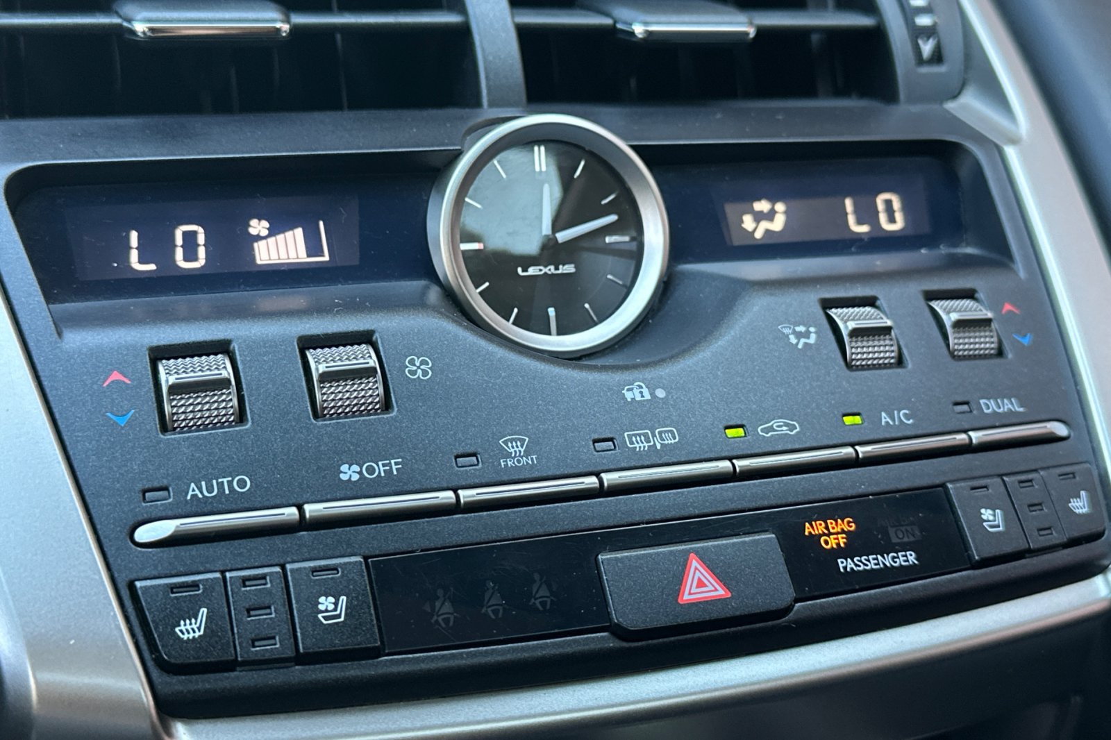 Used 2018 Lexus NX 300h AWD w/ Comfort Package image 31