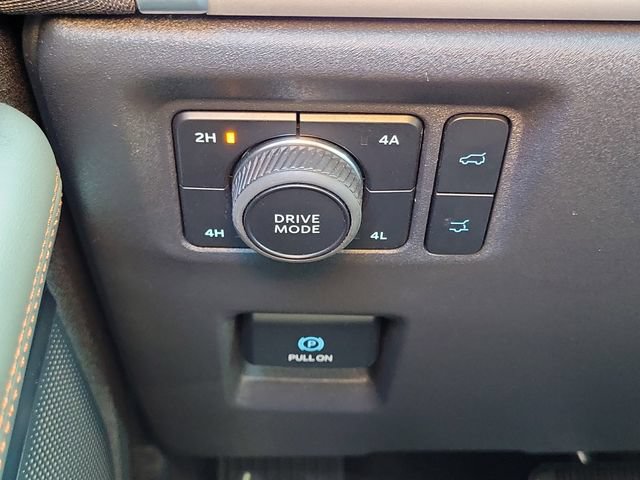 Certified 2025 Ford Expedition Active AWD/4WD image 13