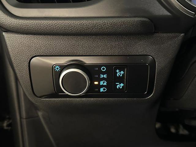 Certified 2025 Ford Escape Active FWD image 18