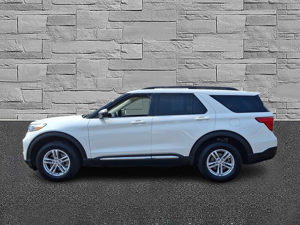 Certified 2023 Ford Explorer XLT w/ Class IV Trailer Tow Package AWD/4WD image 6