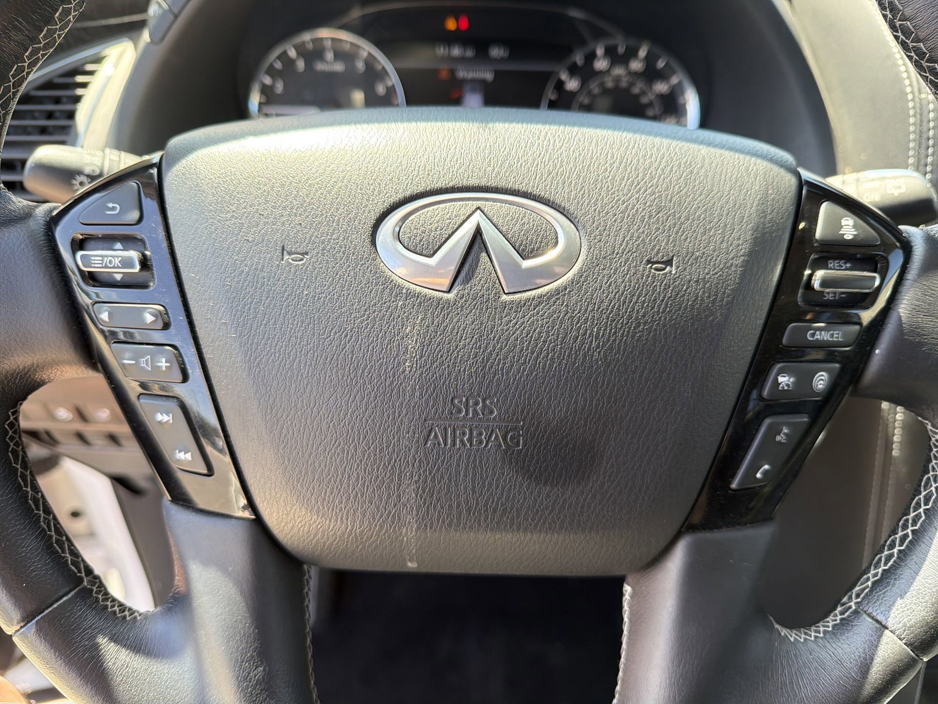 Used 2024 INFINITI QX80 Luxe image 16