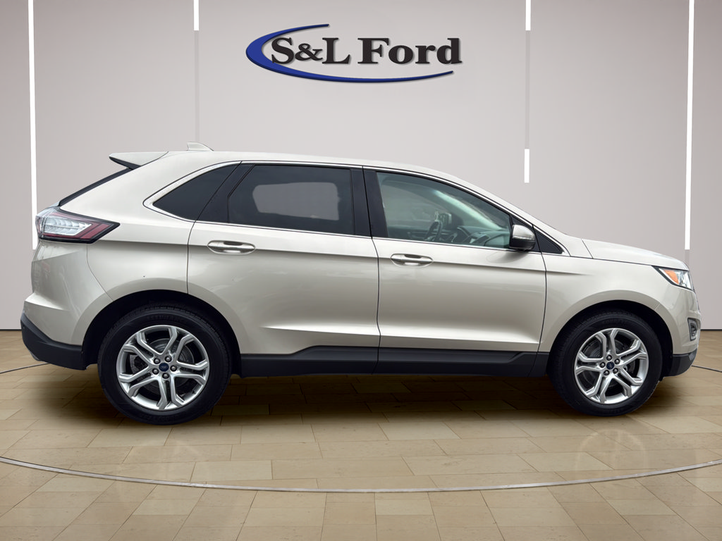 Certified 2017 Ford Edge Titanium w/ Technology Package AWD/4WD image 9