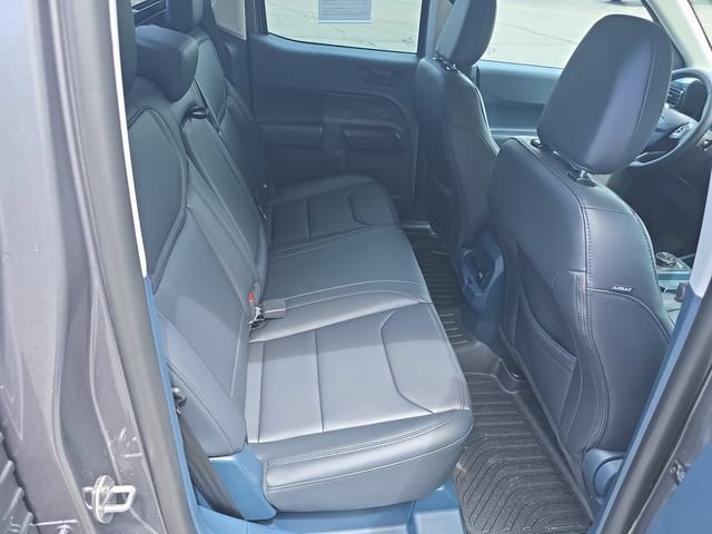Certified 2026 Ford Maverick Lariat w/ Black Appearance Package AWD/4WD image 13