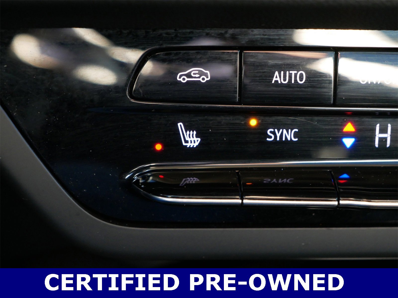 Used 2023 Buick Envision Essence w/ Sport Touring Package image 26