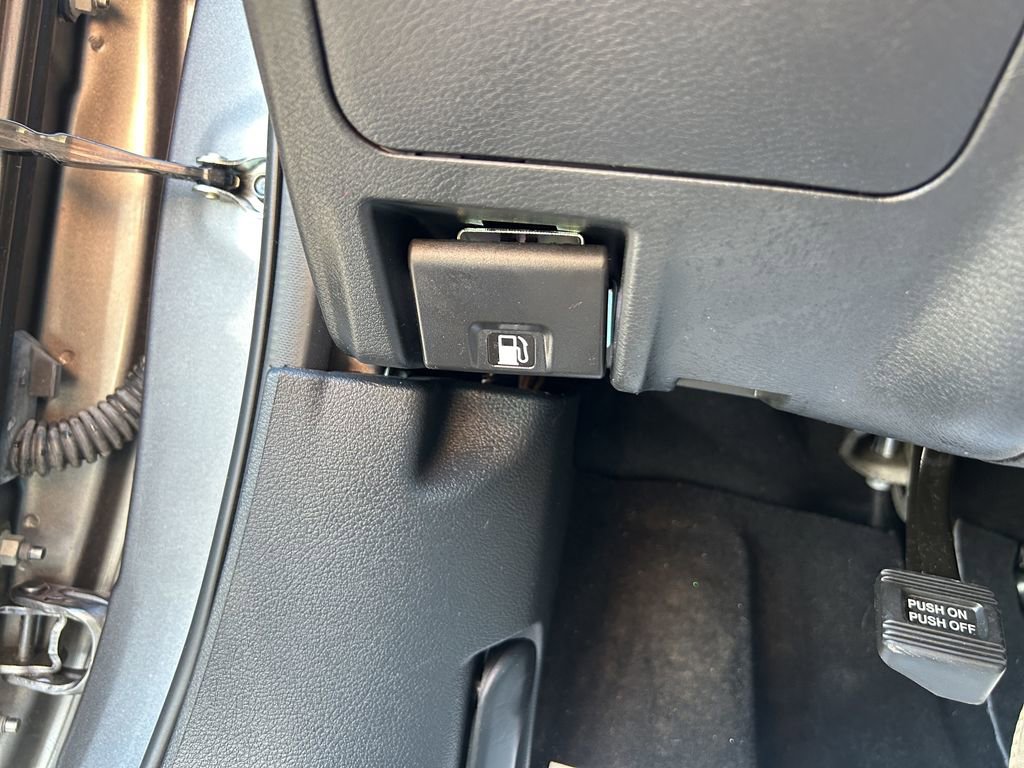 Used 2024 Nissan Sentra S FWD image 29
