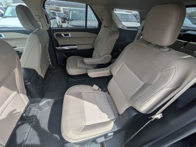 Certified 2023 Ford Explorer XLT w/ Class IV Trailer Tow Package image 16