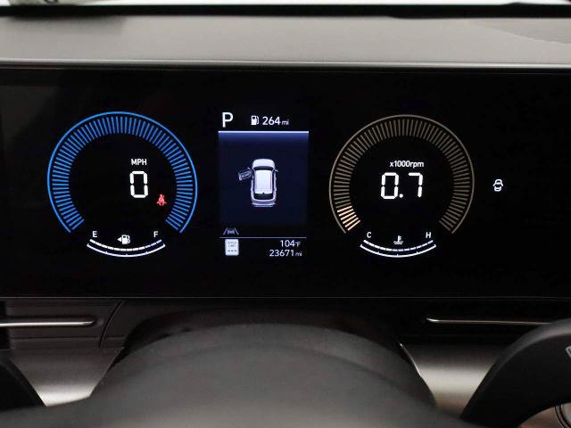 Used 2025 Hyundai Kona SEL FWD image 29