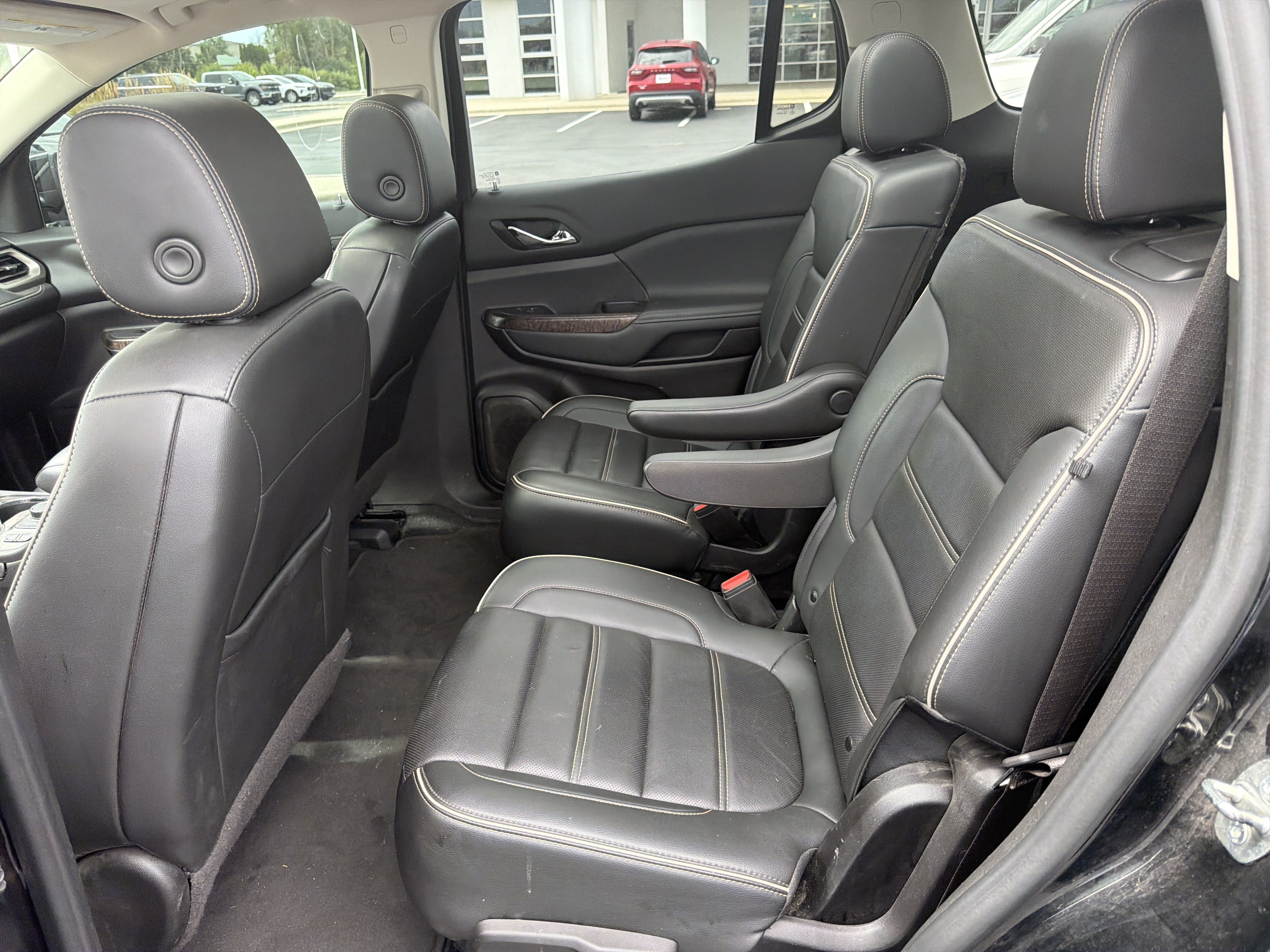 Used 2022 GMC Acadia Denali w/ Denali Ultimate Package AWD/4WD image 12