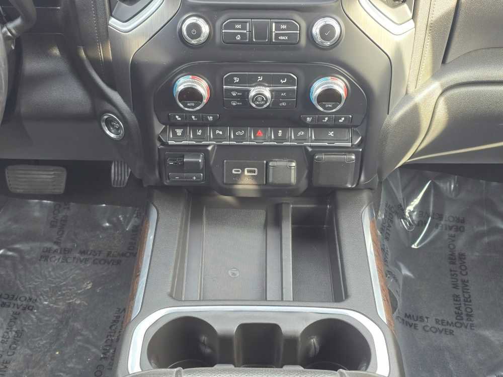 Used 2022 GMC Sierra 3500 Denali w/ Denali Ultimate Package image 13
