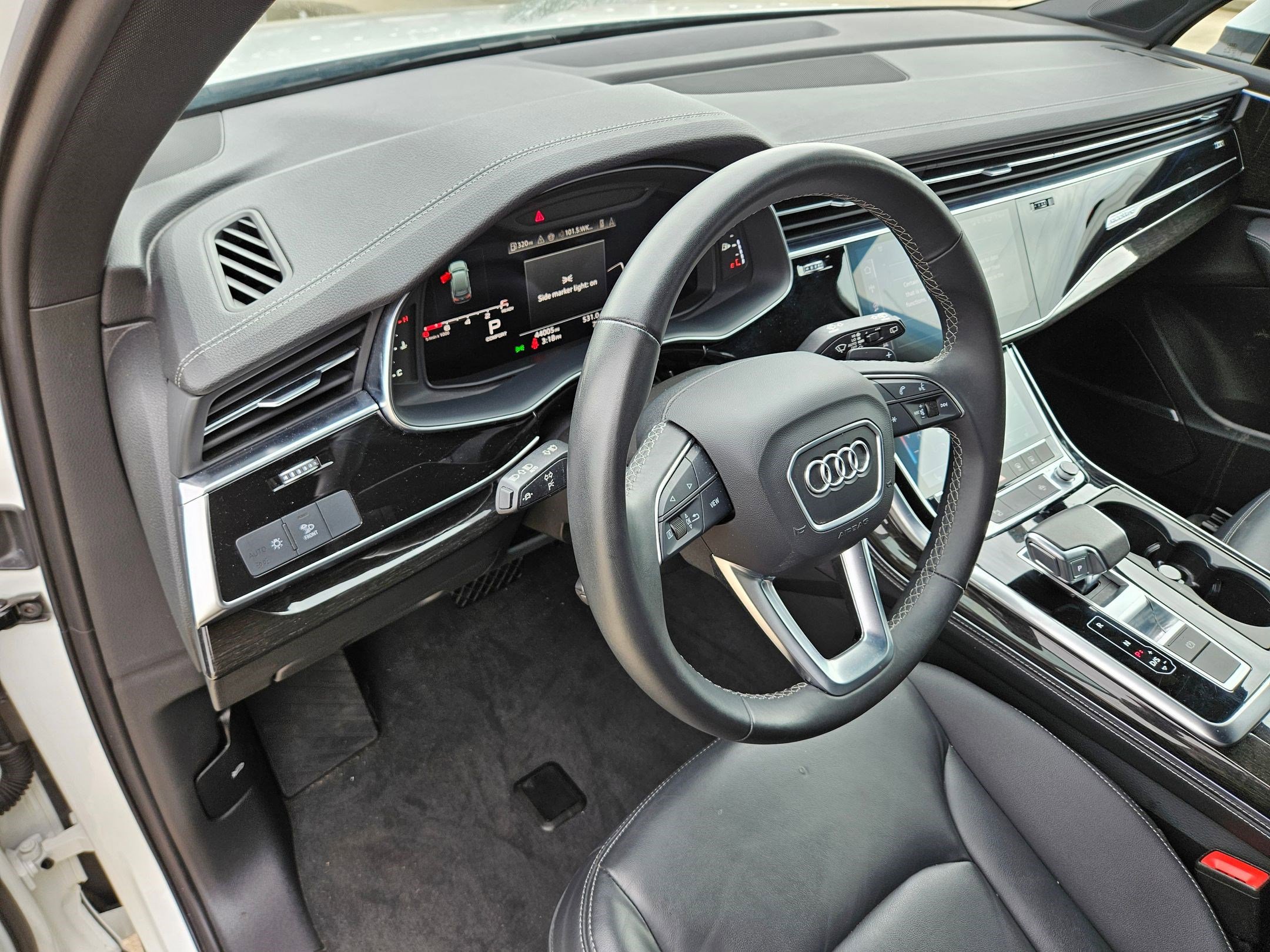 Used 2025 Audi Q7 3.0T Premium Plus AWD/4WD image 14