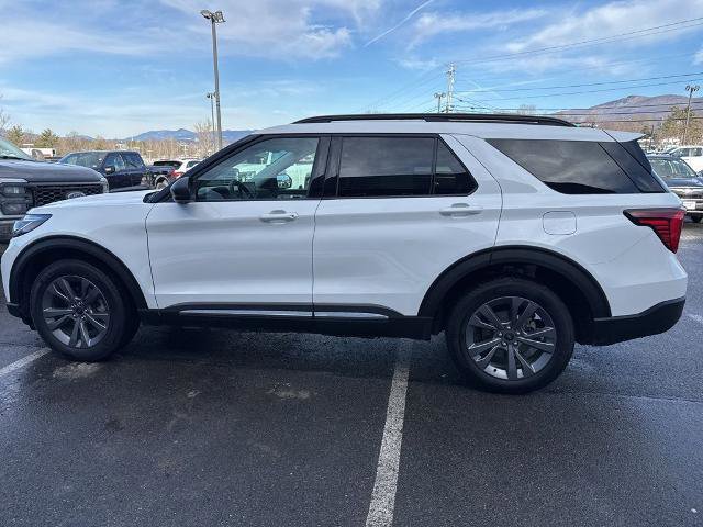 Certified 2025 Ford Explorer Active w/ Active Comfort Package AWD/4WD image 6