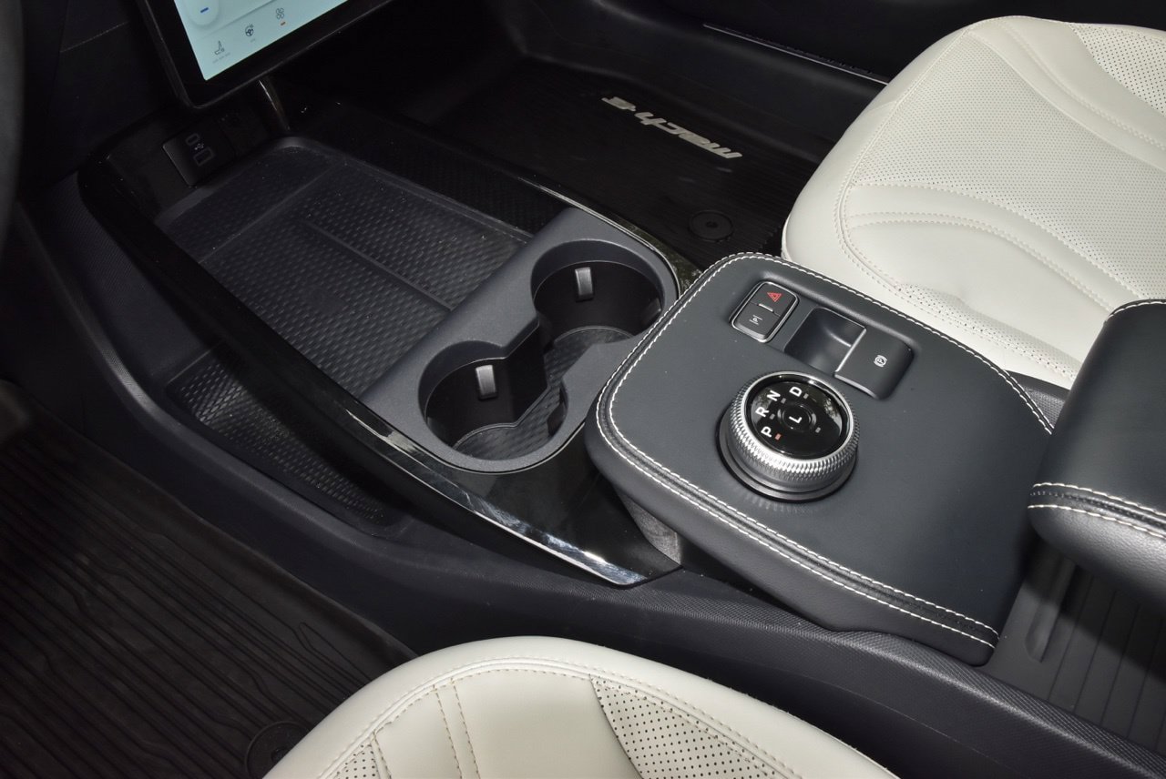Certified 2021 Ford Mustang Mach-E Premium RWD image 30