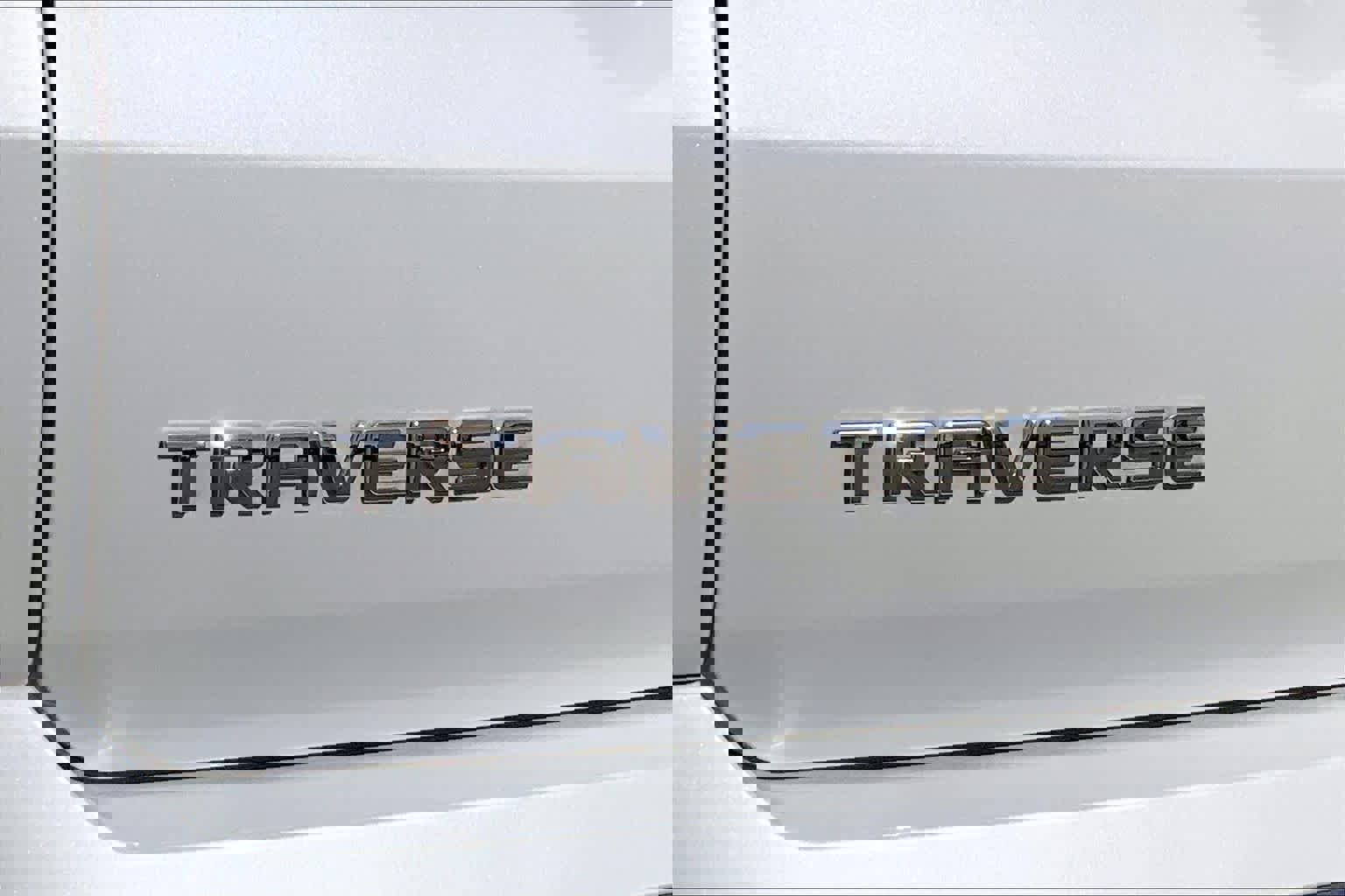 Used 2023 Chevrolet Traverse High Country image 30