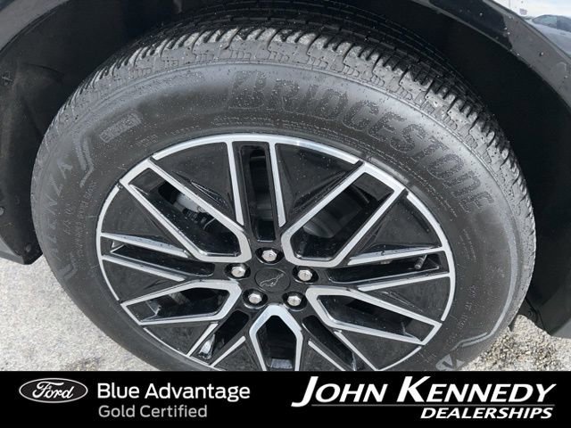 Certified 2025 Ford Mustang Mach-E Premium image 11