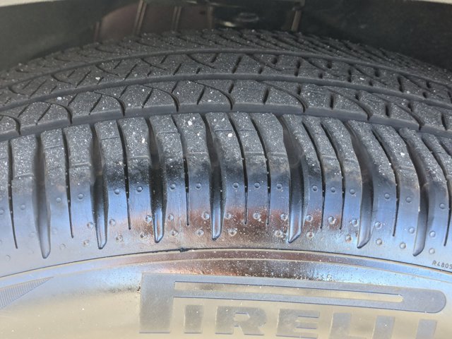 Certified 2025 Ford Explorer Platinum w/ Ultimate Package image 12