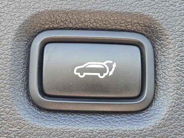 Used 2023 Hyundai Santa Fe SEL FWD image 15