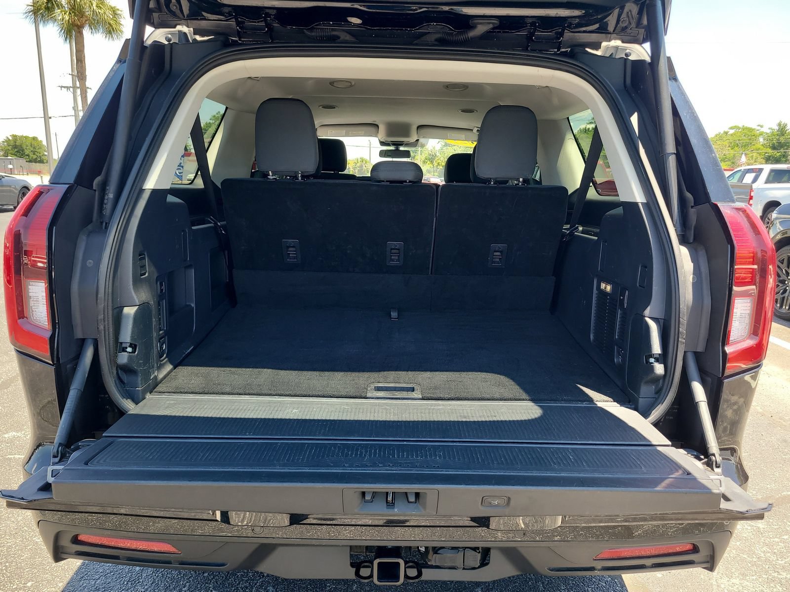 Certified 2025 Ford Expedition Max Active AWD/4WD image 5