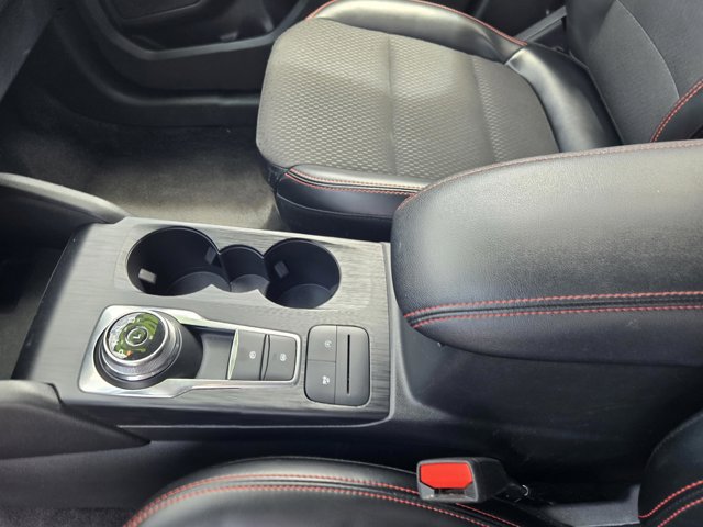 Certified 2025 Ford Escape ST-Line FWD image 23