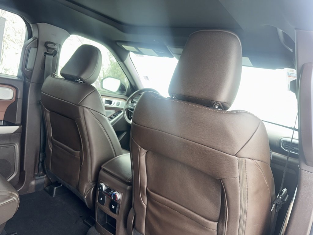 Certified 2021 Ford Explorer King Ranch w/ Premium Technology Package image 24