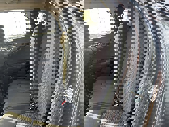 Used 2023 Kia Sportage LX image 16