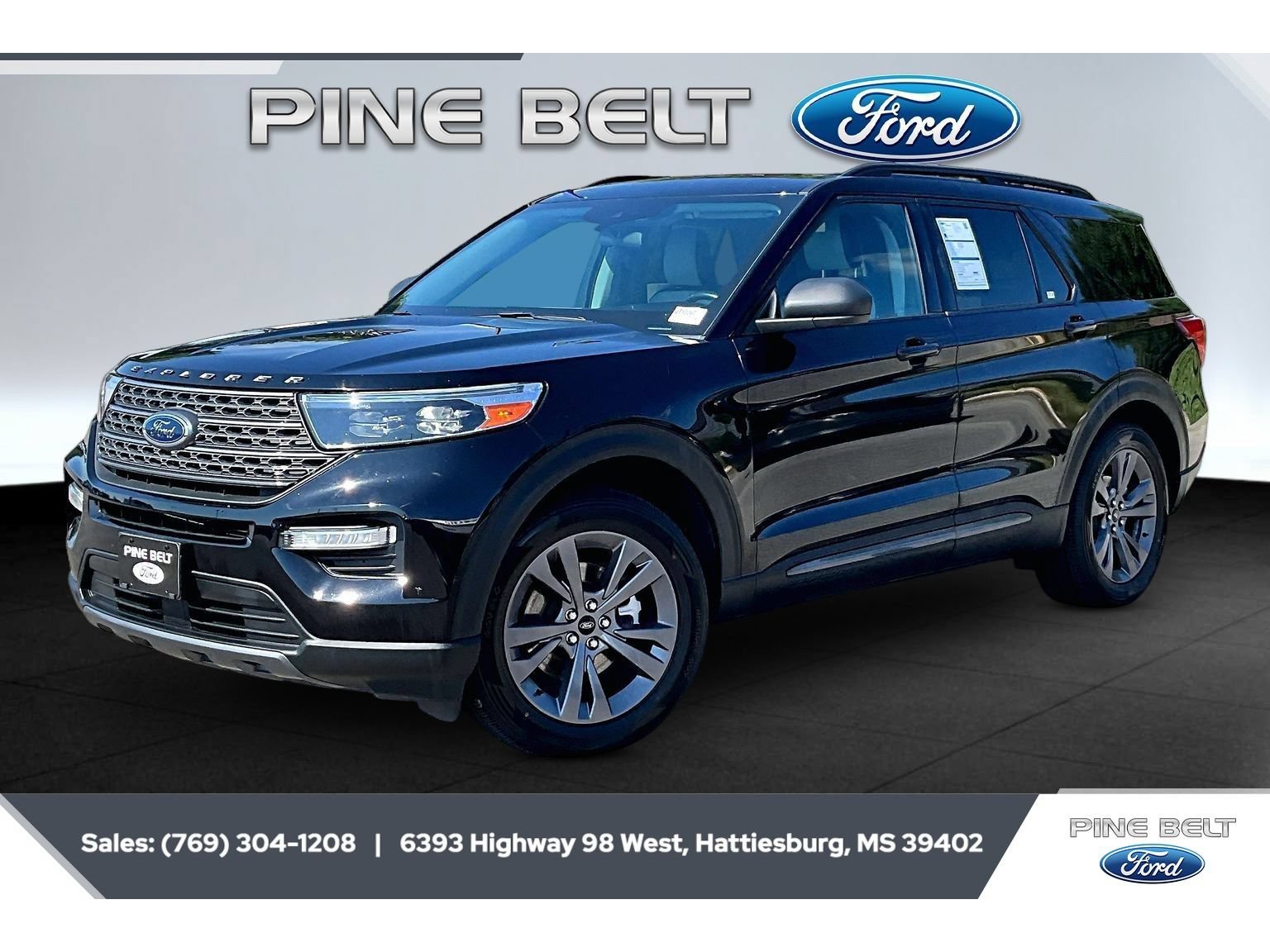 Certified 2021 Ford Explorer XLT w/ Equipment Group 202A RWD image 10