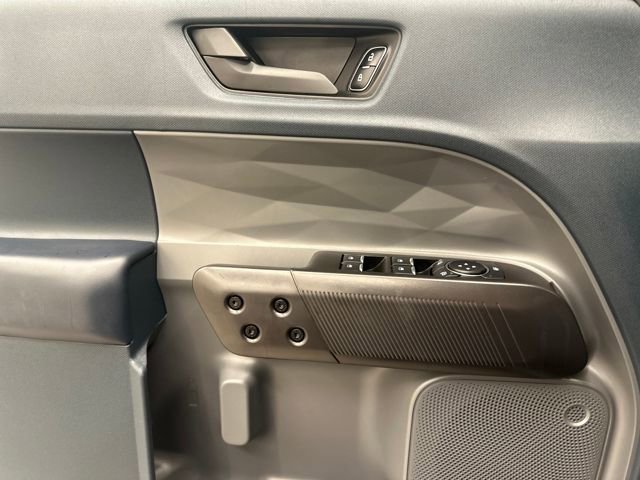 Certified 2025 Ford Maverick XLT w/ XLT Luxury Package image 36