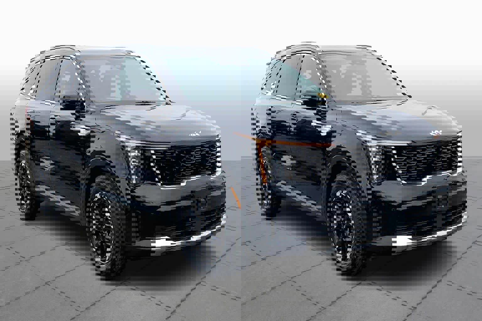 Used 2024 Kia Sorento S image 5