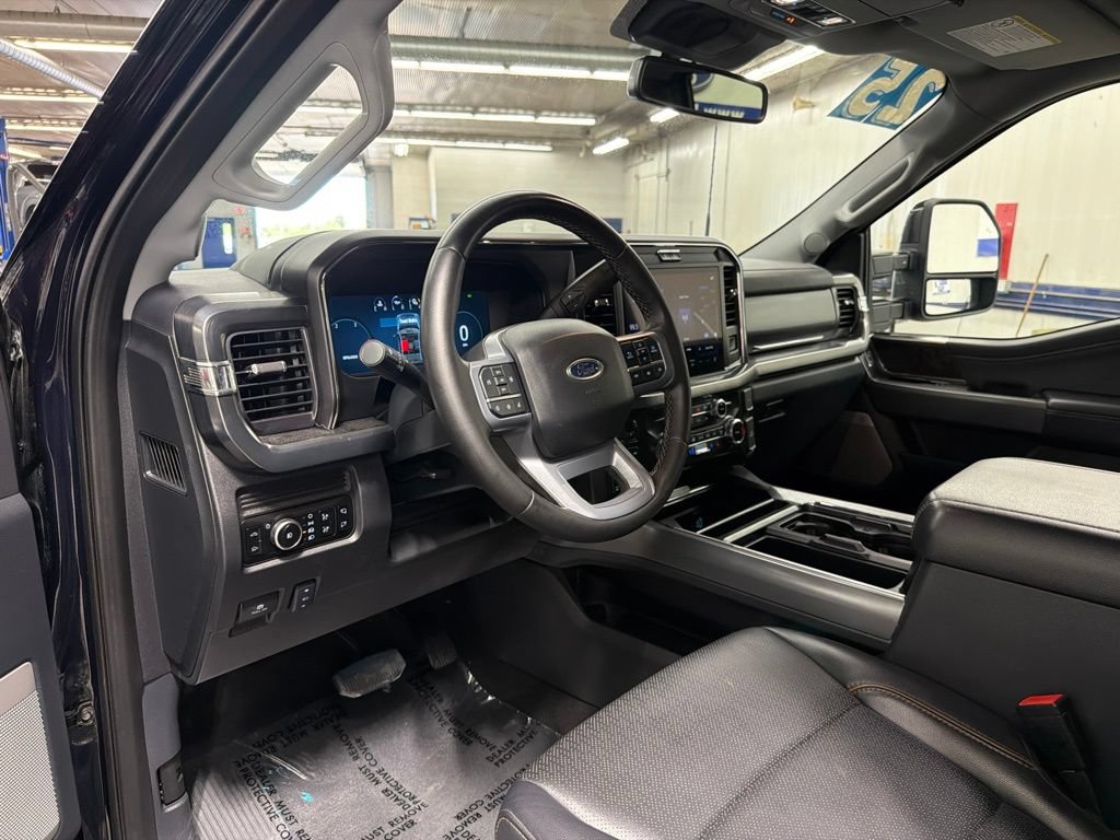 Certified 2025 Ford F350 Lariat w/ Tremor Off-Road Package AWD/4WD image 18