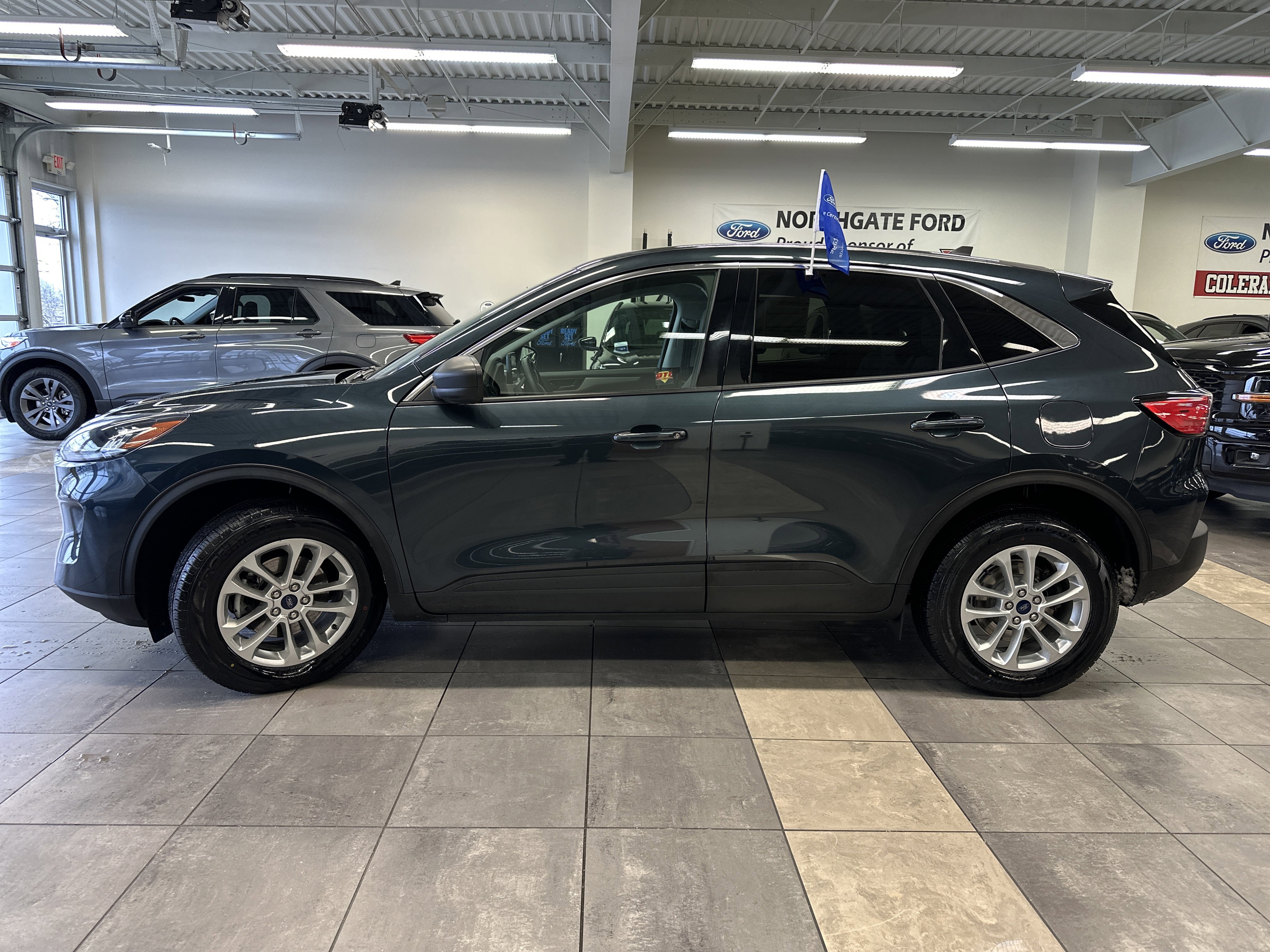 Certified 2022 Ford Escape SE w/ Cold Weather Package image 15