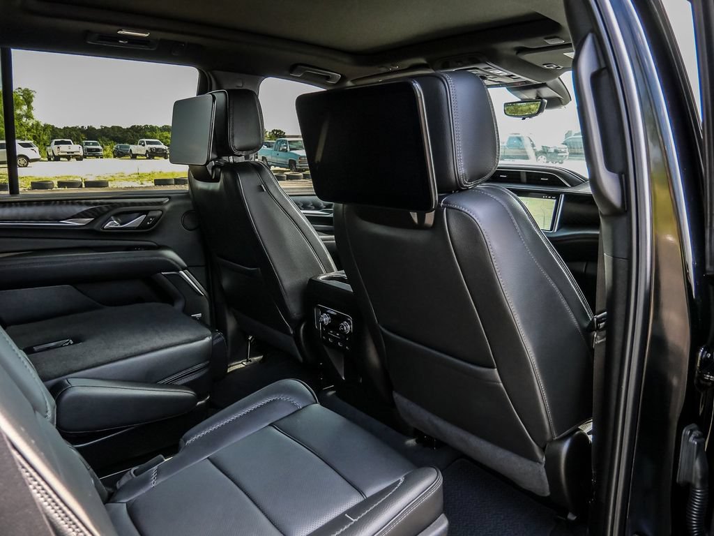 Used 2024 GMC Yukon Denali w/ Advanced Technology Package AWD/4WD image 48
