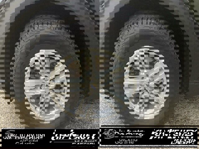 Certified 2022 Ford Explorer XLT w/ Class IV Trailer Tow Package image 37