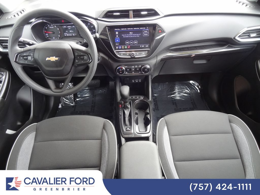 Used 2022 Chevrolet TrailBlazer LT w/ Convenience Package AWD/4WD image 11