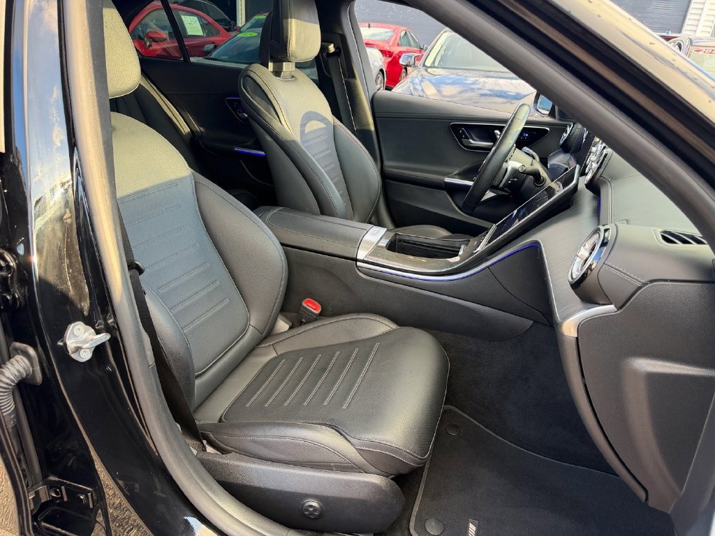 Used 2023 Mercedes-Benz C 300 Sedan image 16