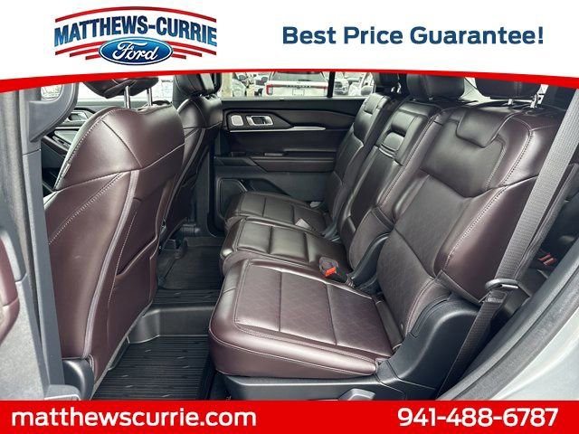 Certified 2025 Ford Explorer Platinum image 12