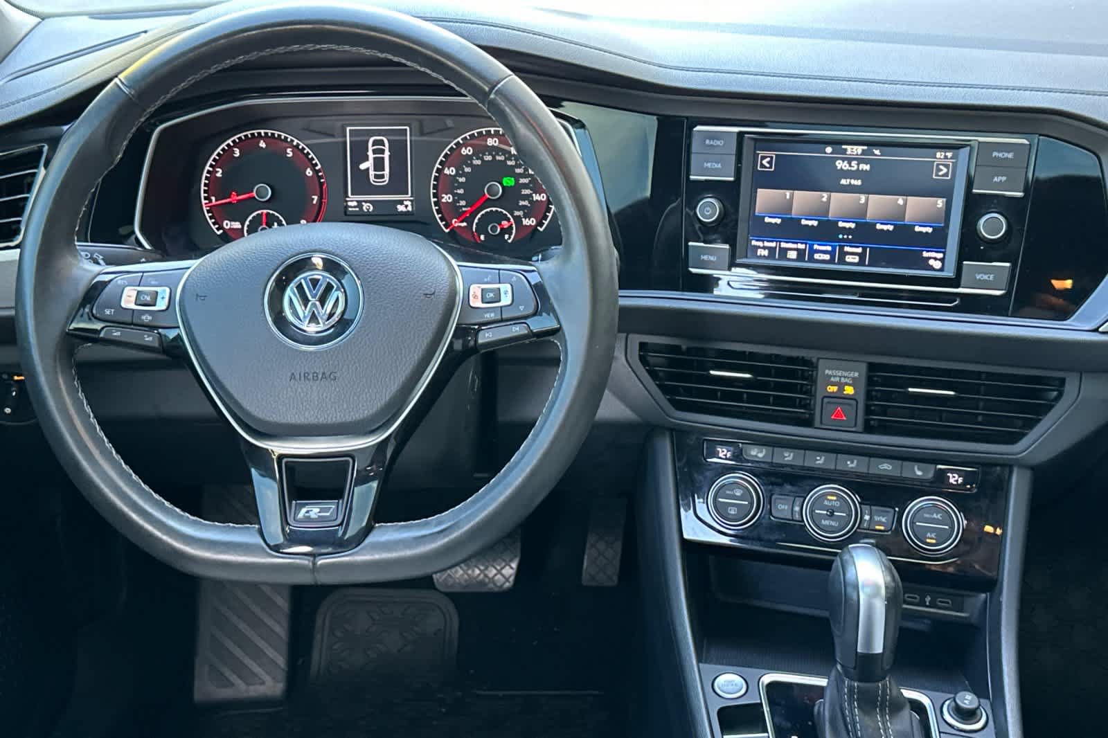 Used 2020 Volkswagen Jetta R-Line w/ R-Line Cold Weather Package FWD image 14