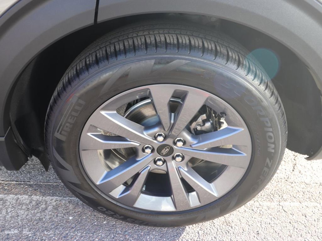 Certified 2023 Ford Explorer XLT w/ Equipment Group 202A image 26