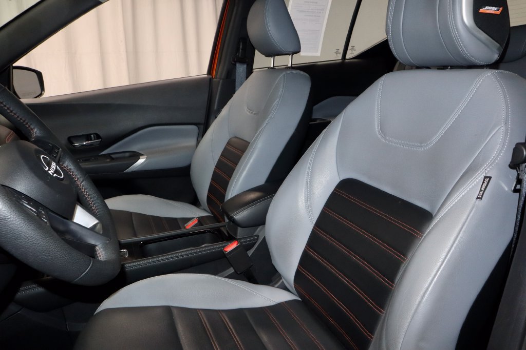 Used 2024 Nissan Kicks SR w/ SR Premium Package FWD image 27