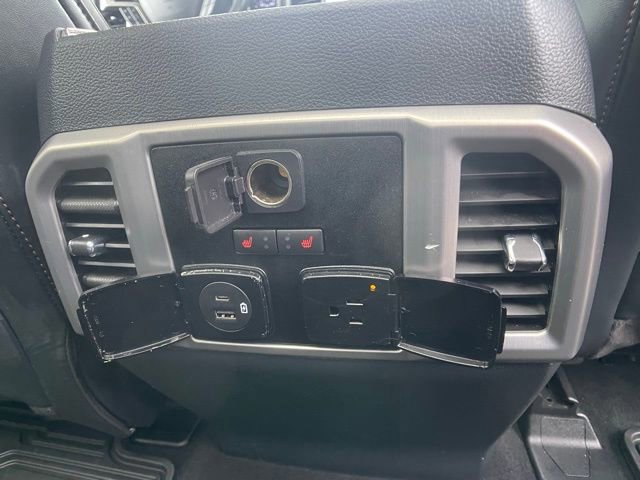 Certified 2022 Ford F350 Platinum w/ FX4 Off-Road Package image 42