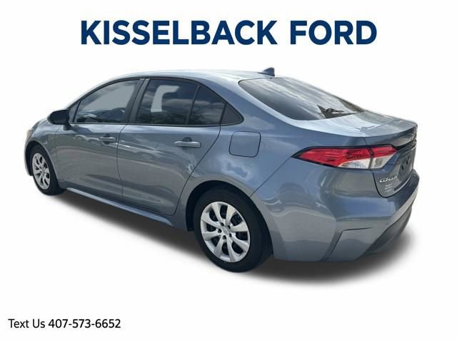 Used 2023 Toyota Corolla LE FWD image 5