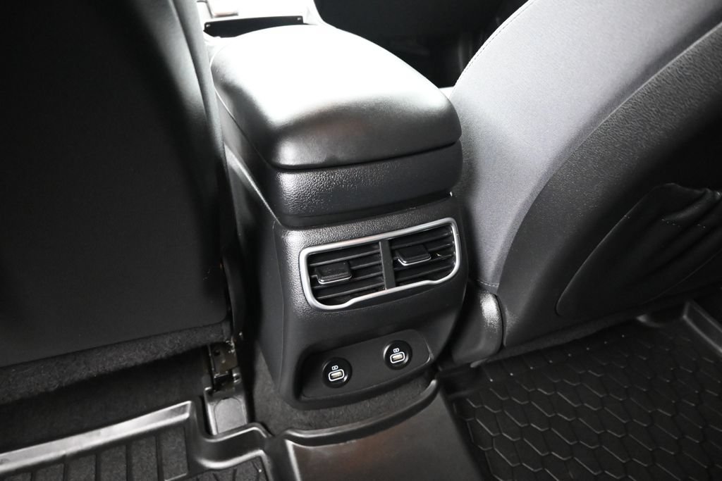 Used 2023 Hyundai Santa Fe SE AWD/4WD image 20