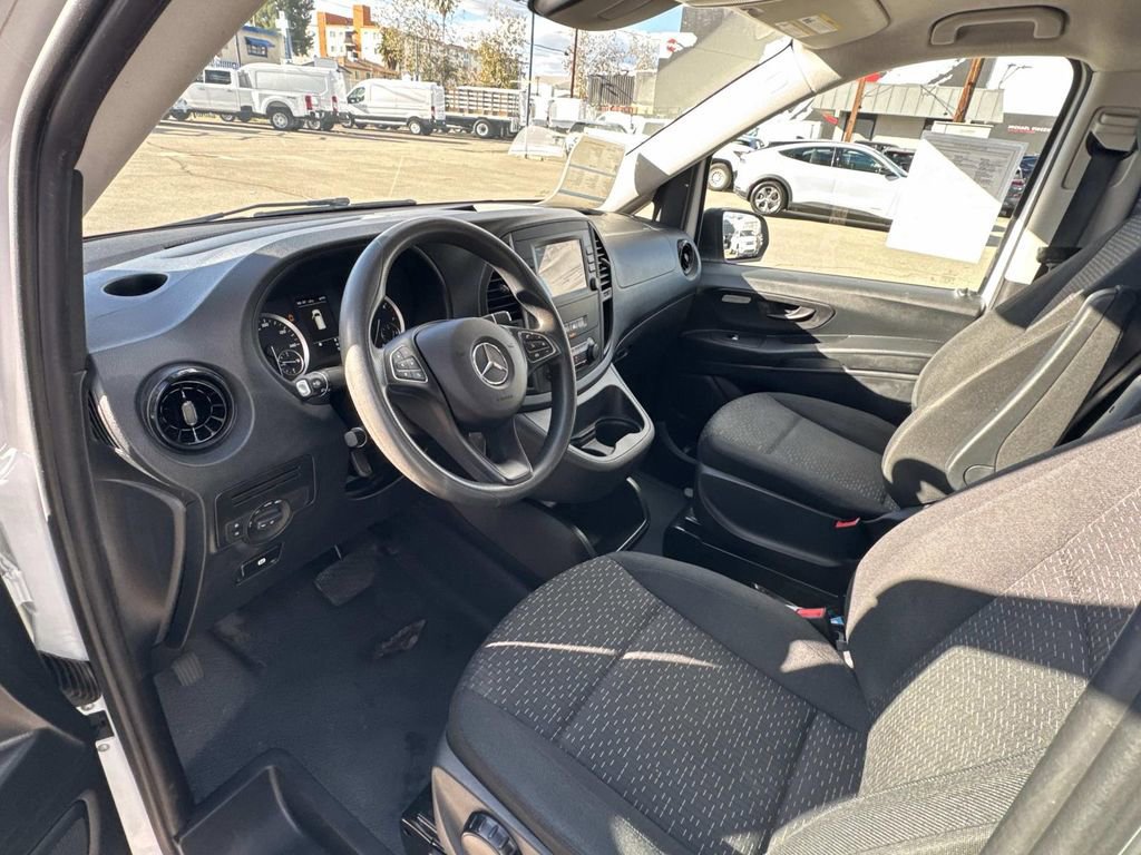 Used 2023 Mercedes-Benz Metris image 17