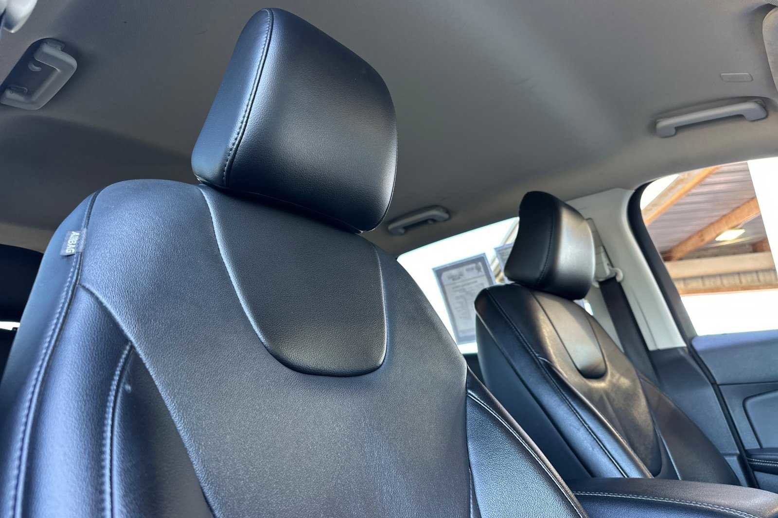 Certified 2022 Ford Edge Titanium image 44