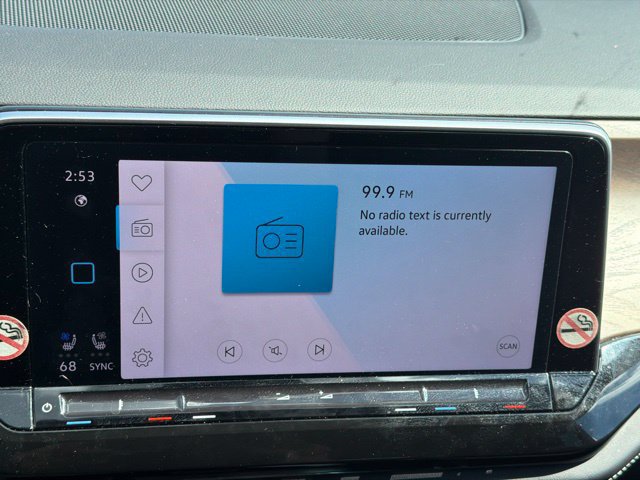 Used 2025 Volkswagen Atlas SE AWD/4WD image 17