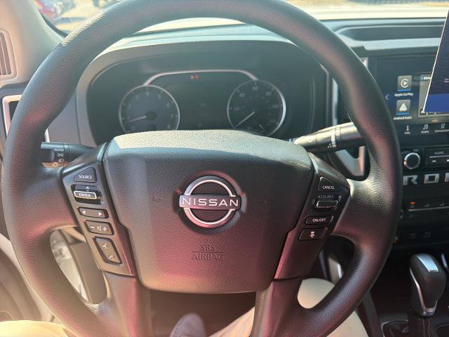 Used 2025 Nissan Frontier SV RWD image 12