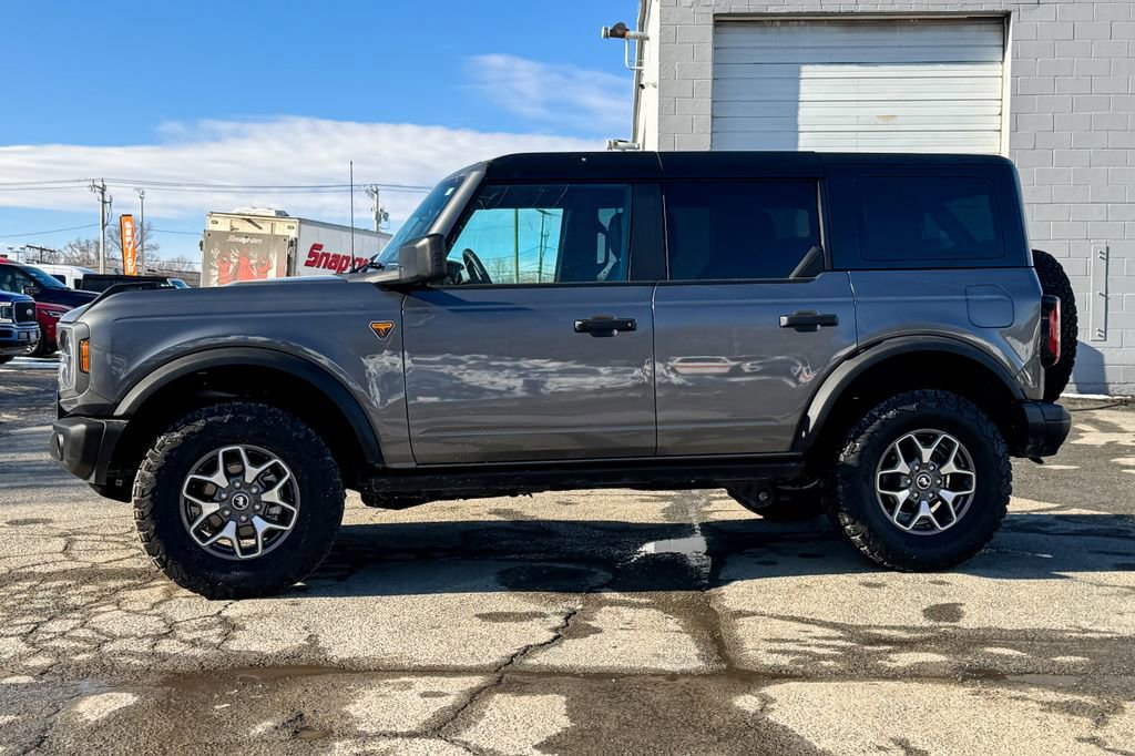 Certified 2025 Ford Bronco Badlands image 2