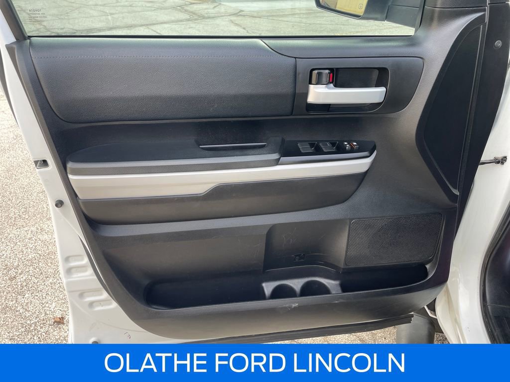 Used 2021 Toyota Tundra SR5 w/ SR5 Leather Package image 18